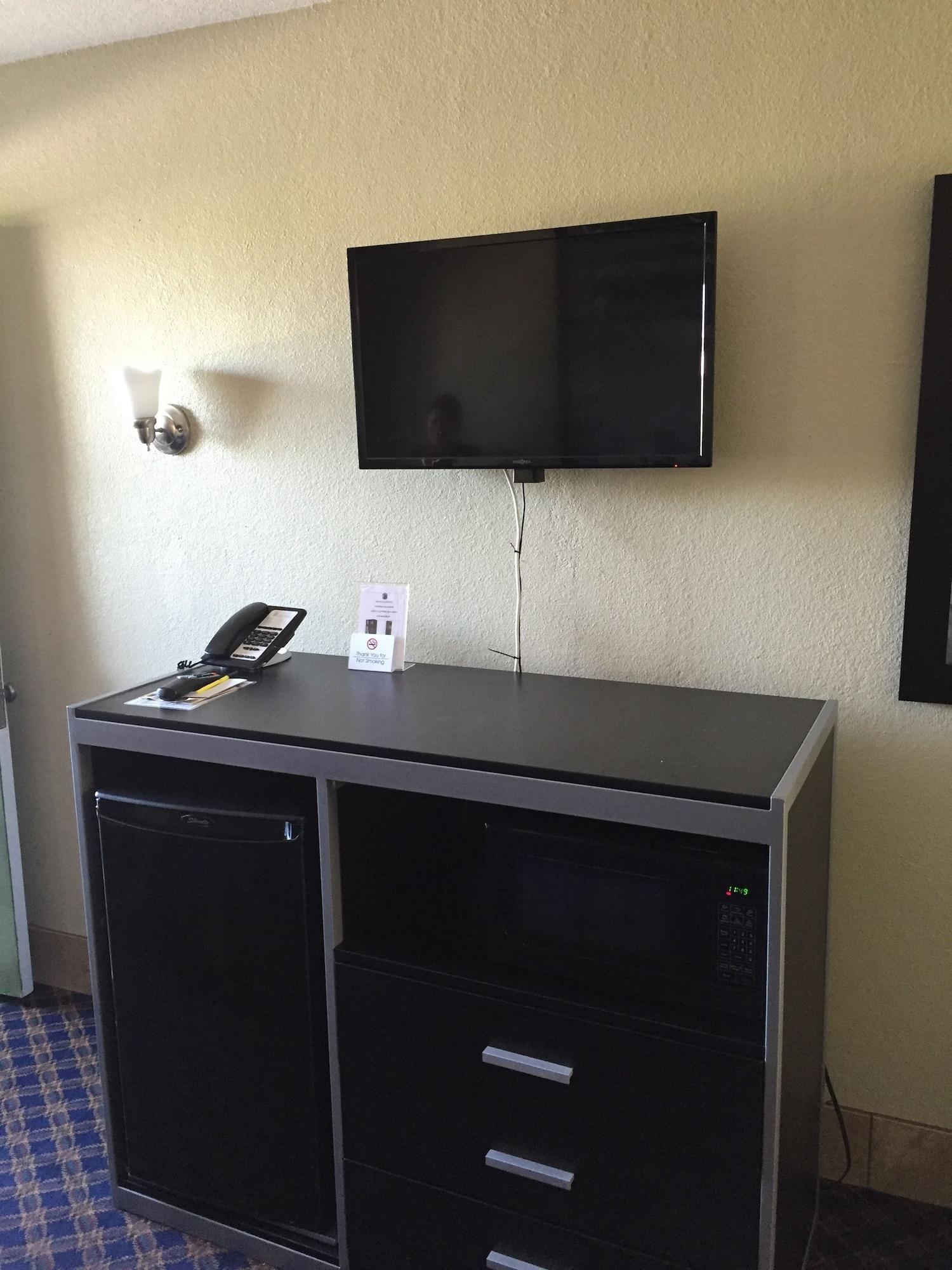 Super 8 By Wyndham Arlington Near At&T Stadium Eksteriør billede