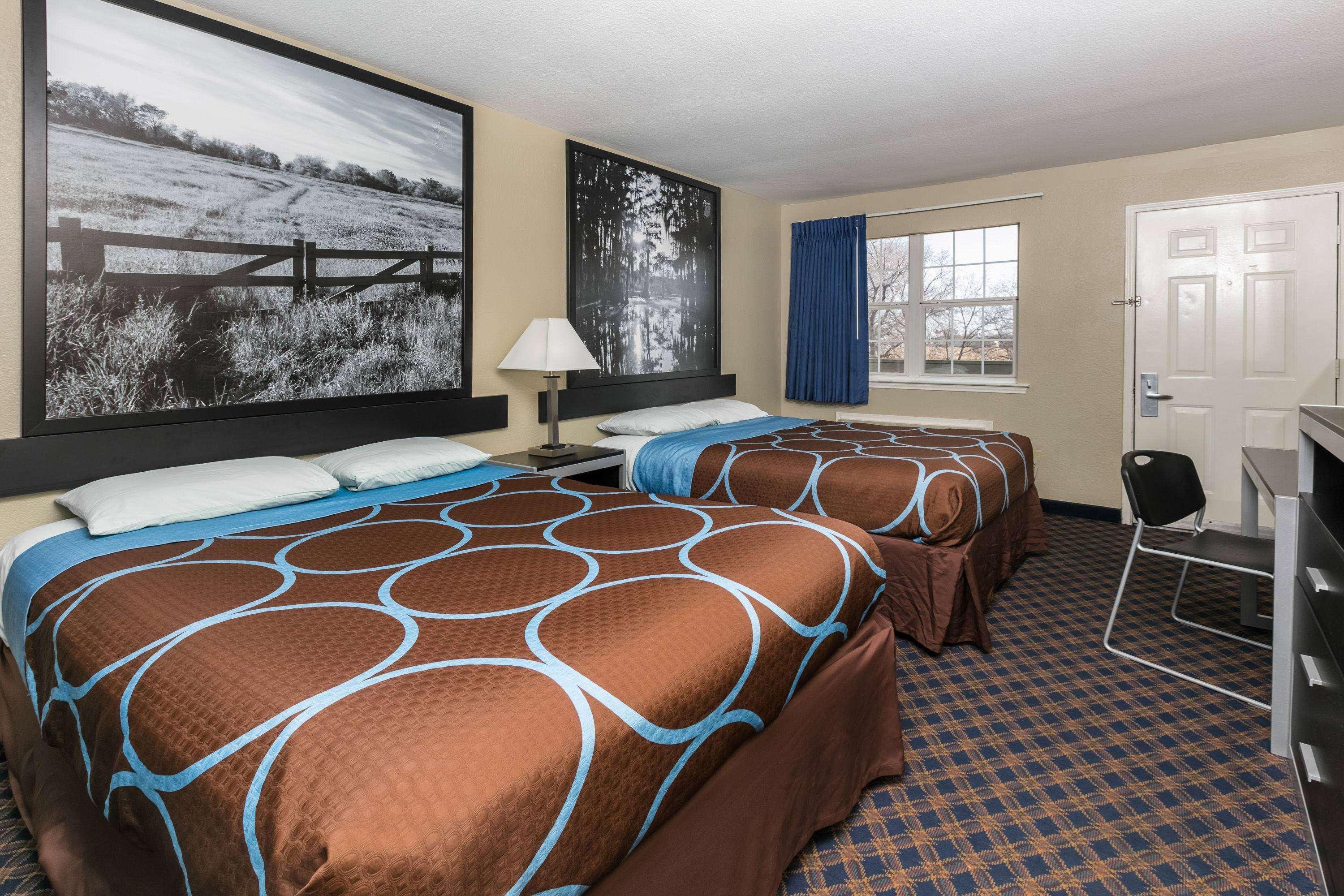 Super 8 By Wyndham Arlington Near At&T Stadium Eksteriør billede